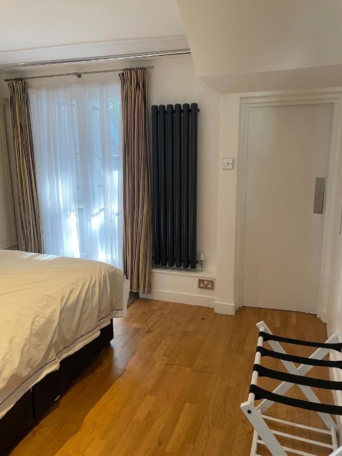 Sutherland Place London